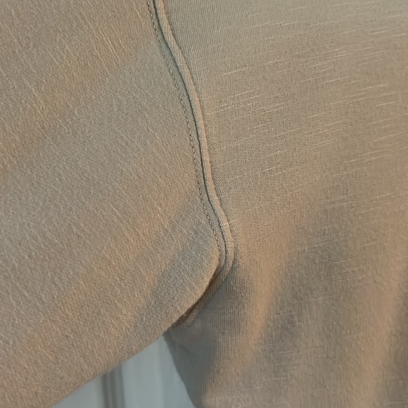 Cream Turtle neck Fabletics sweater - Picture 3 of 5